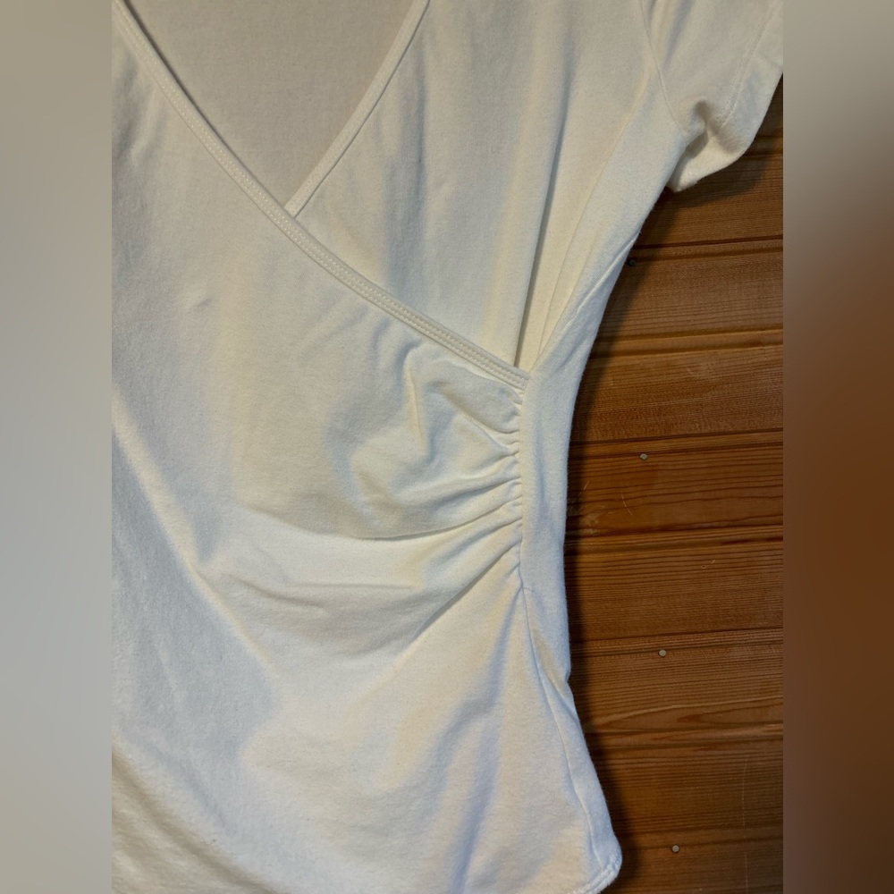 NWOT Abercrombie White Crossover Bodysuit - Picture 4 of 11